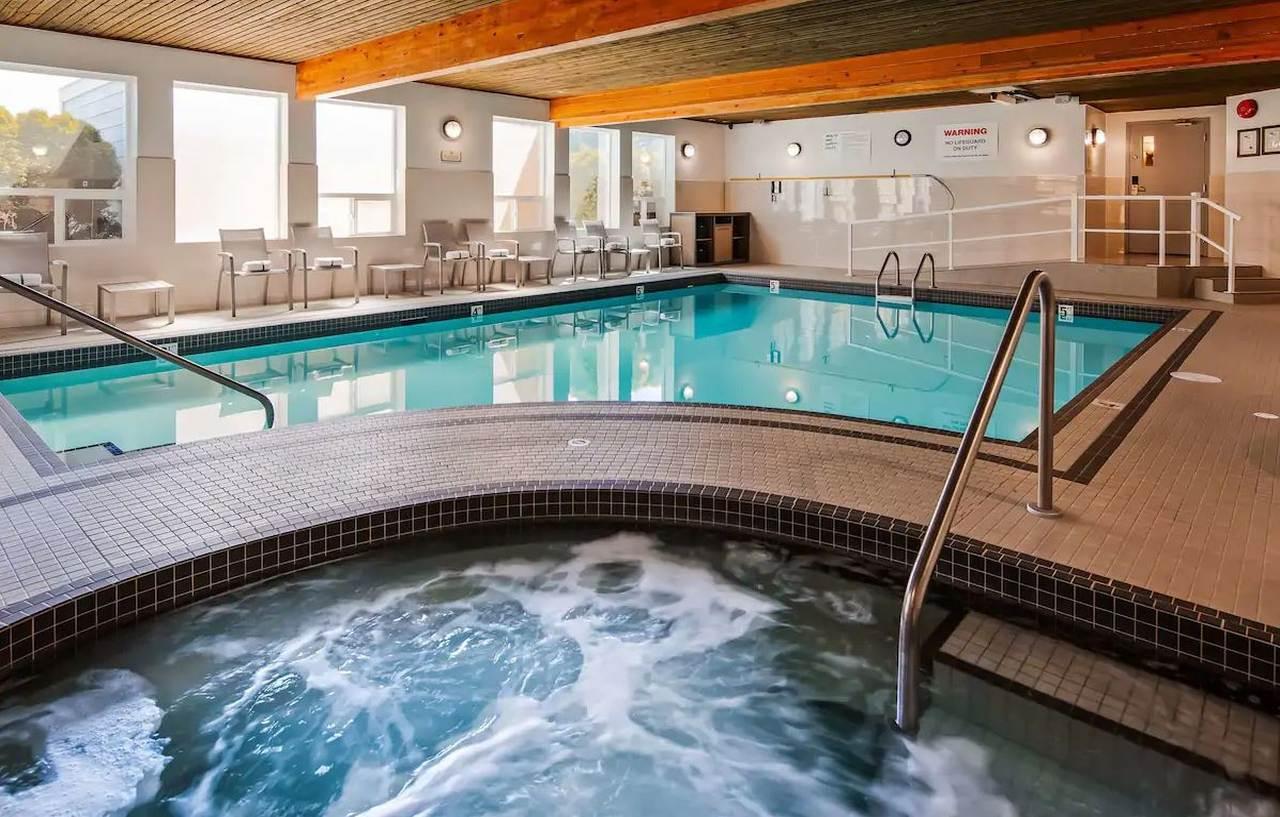 Best Western Plus Country Meadows Inn Aldergrove Eksteriør billede