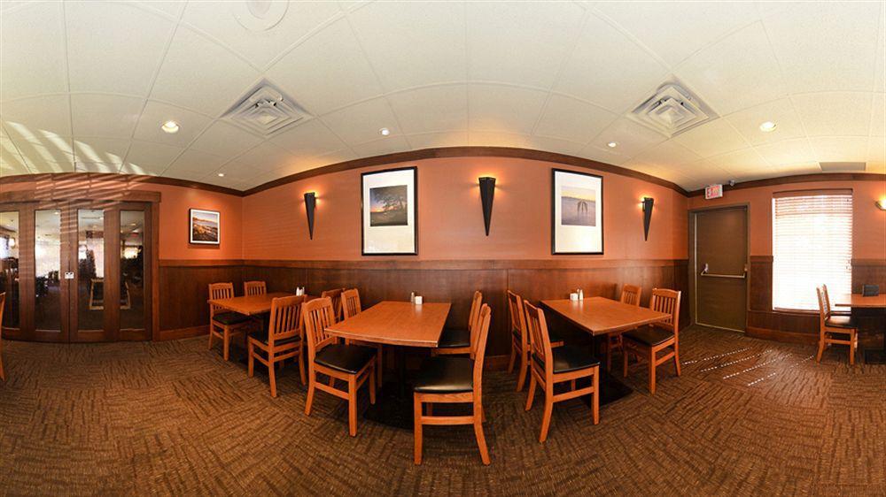 Best Western Plus Country Meadows Inn Aldergrove Værelse billede
