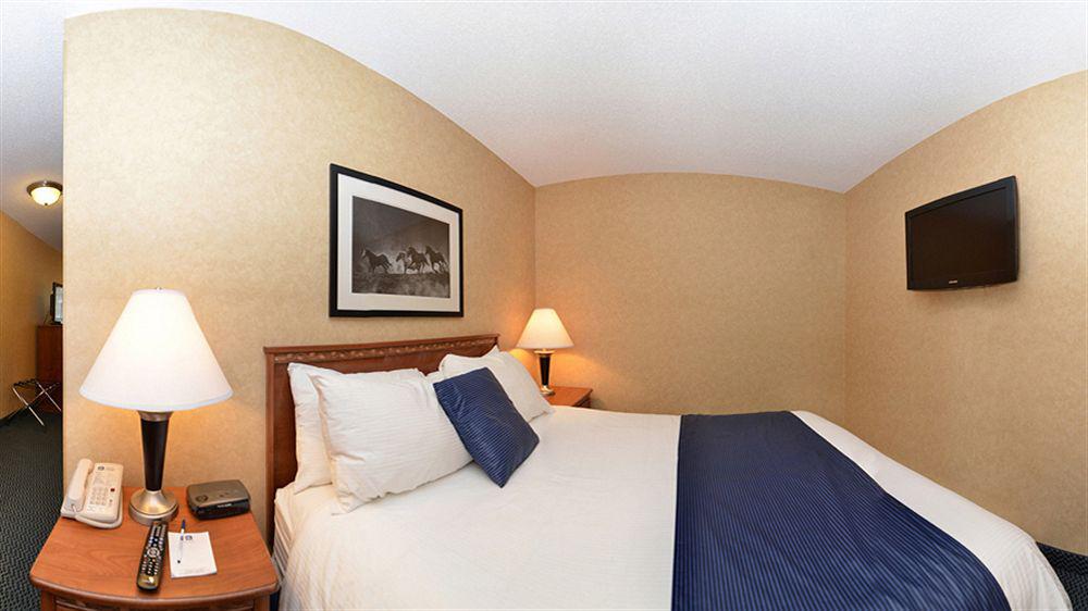 Best Western Plus Country Meadows Inn Aldergrove Eksteriør billede